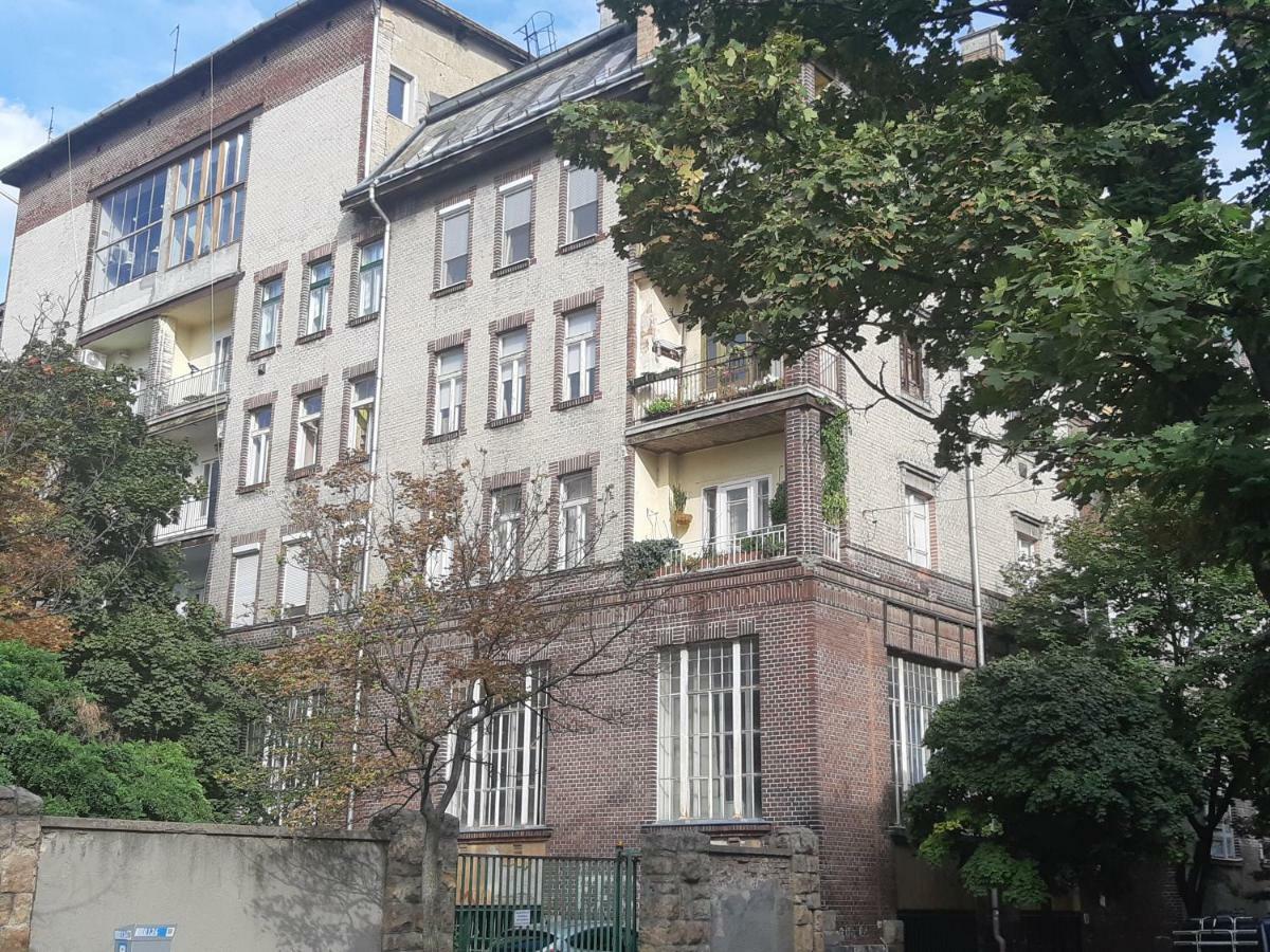 2 Bedroom Apartment Near Heroes Square 布达佩斯 外观 照片