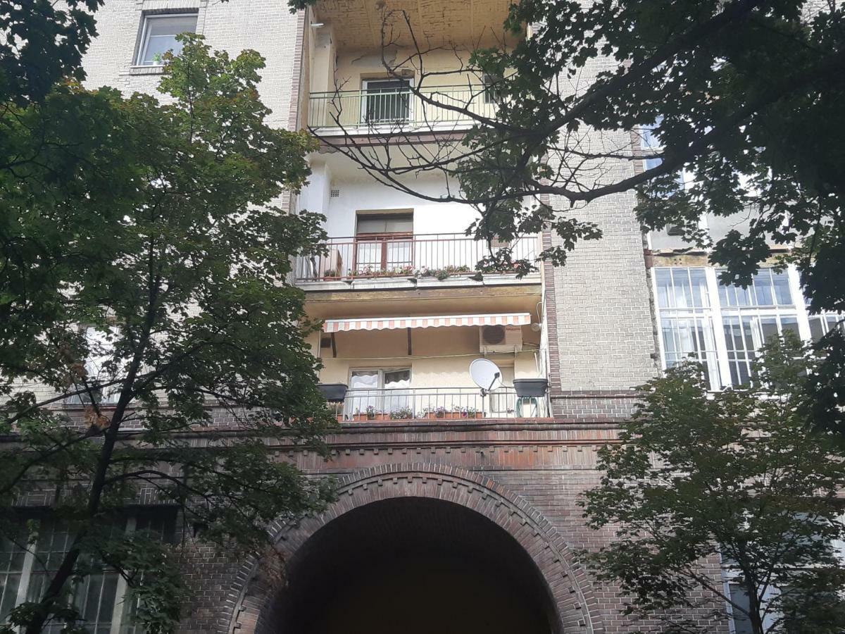 2 Bedroom Apartment Near Heroes Square 布达佩斯 外观 照片