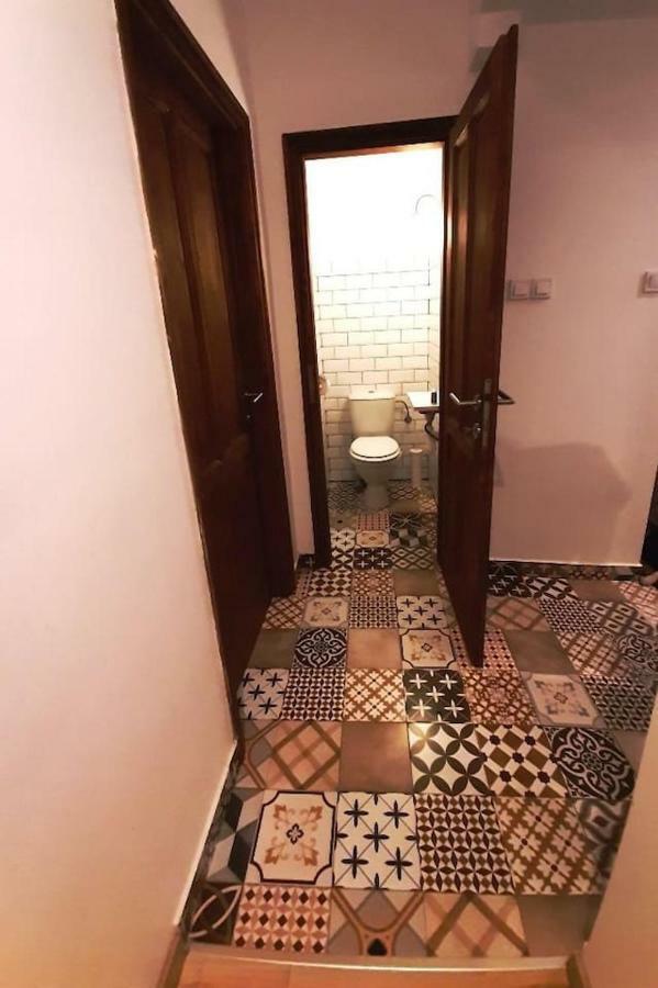 2 Bedroom Apartment Near Heroes Square 布达佩斯 外观 照片